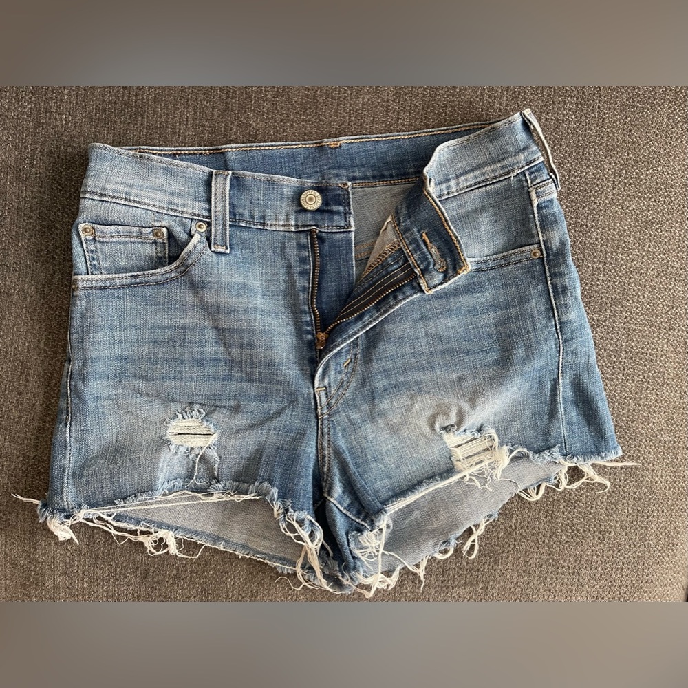 Levi shorts